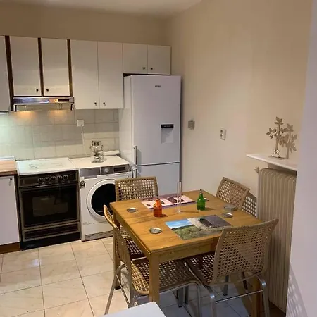 Ano Poli 3 Apartament